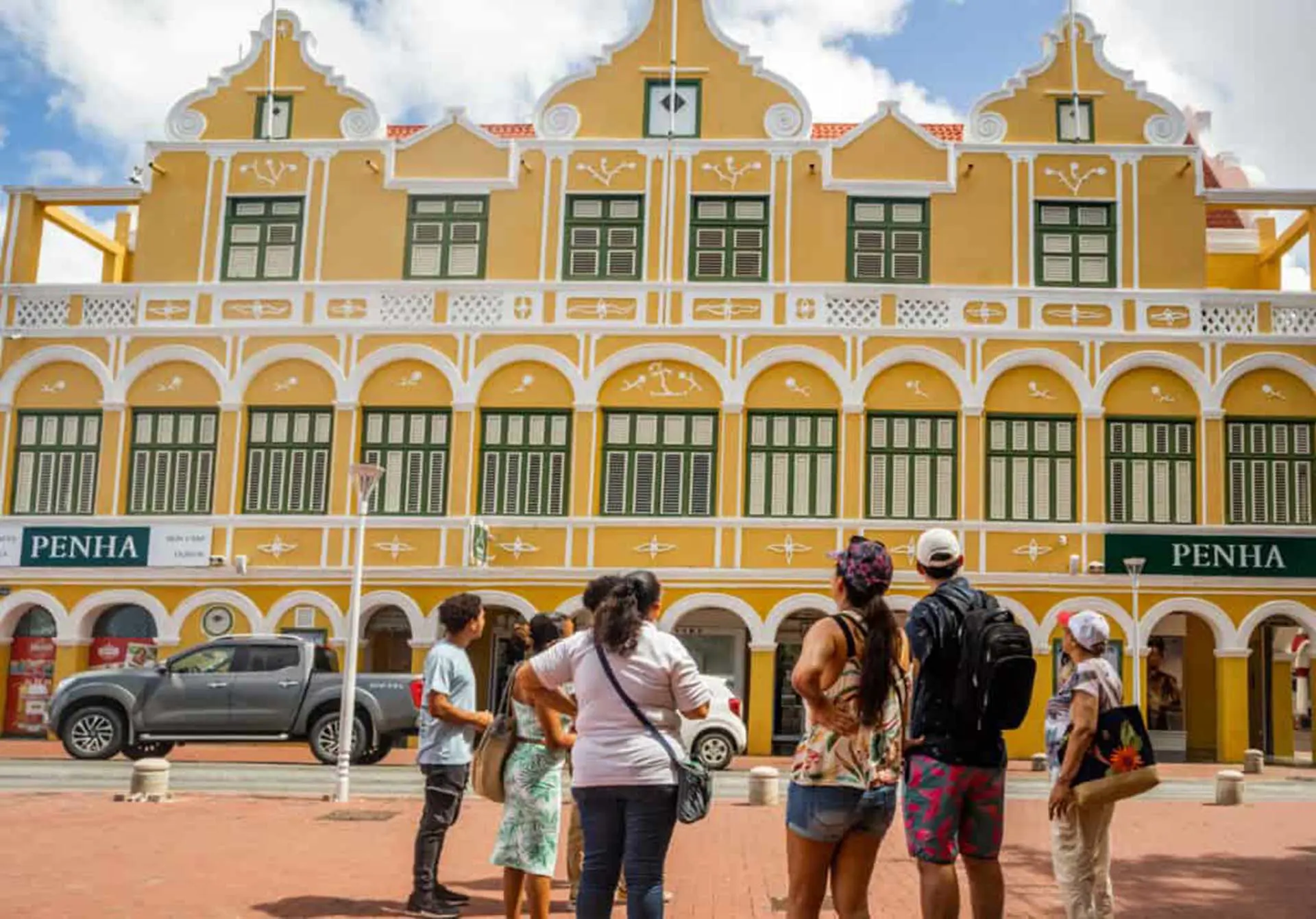 City_walk_punda_(6)_-_verkleind