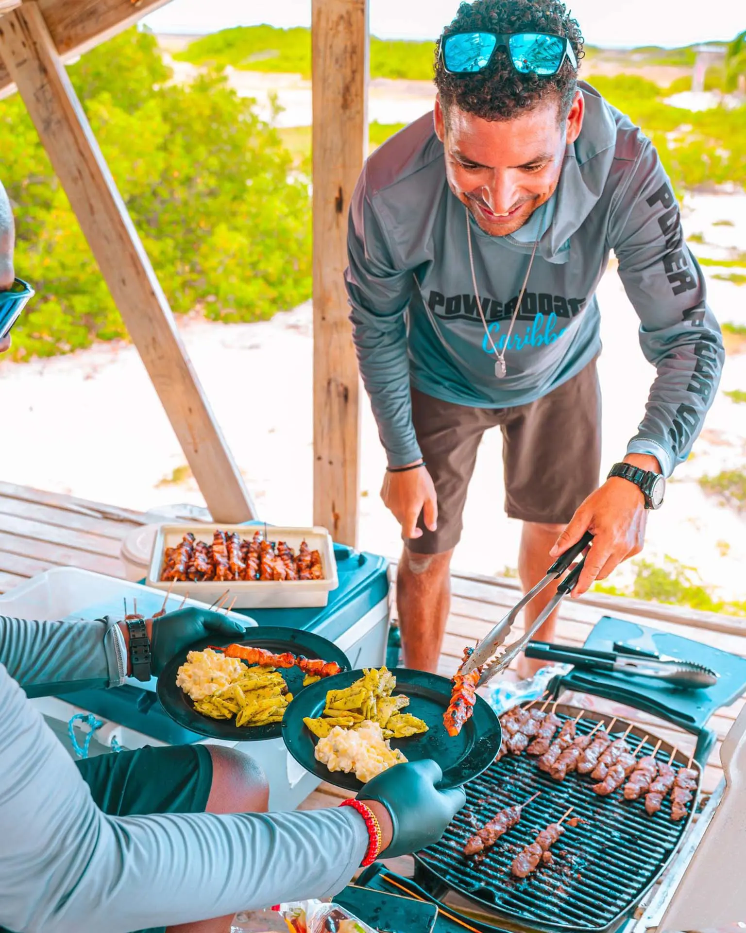 Powerboat_Tour_Klein_Curacao_(8)_-_verkleind