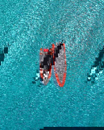 Powerboat_tour_(1)_-_Verkleind