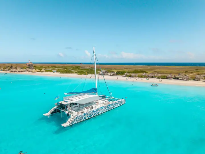 Catamaran boottocht naar Klein Curacao incl. open bar