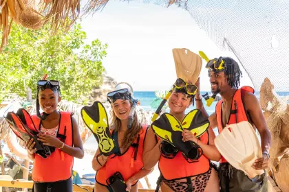 /book-tours/Eco-Cruise/Eco-Cruise-6.webp