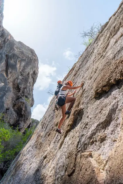 /book-tours/Rock-Climbing-Curacao/Rock-Climbing-11.webp