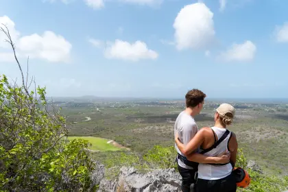 /book-tours/Rock-Climbing-Curacao/Rock-Climbing-16.webp