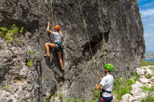 Rock-Climbing-Curacao-1