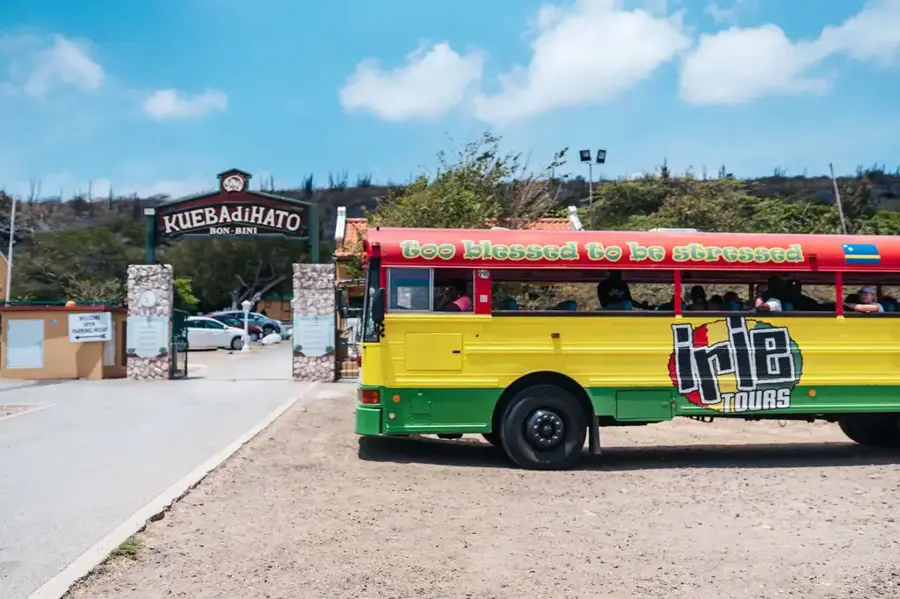 wonders-of-curacao-irie-tours-3